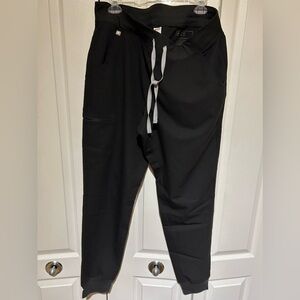 Fig scrub joggers